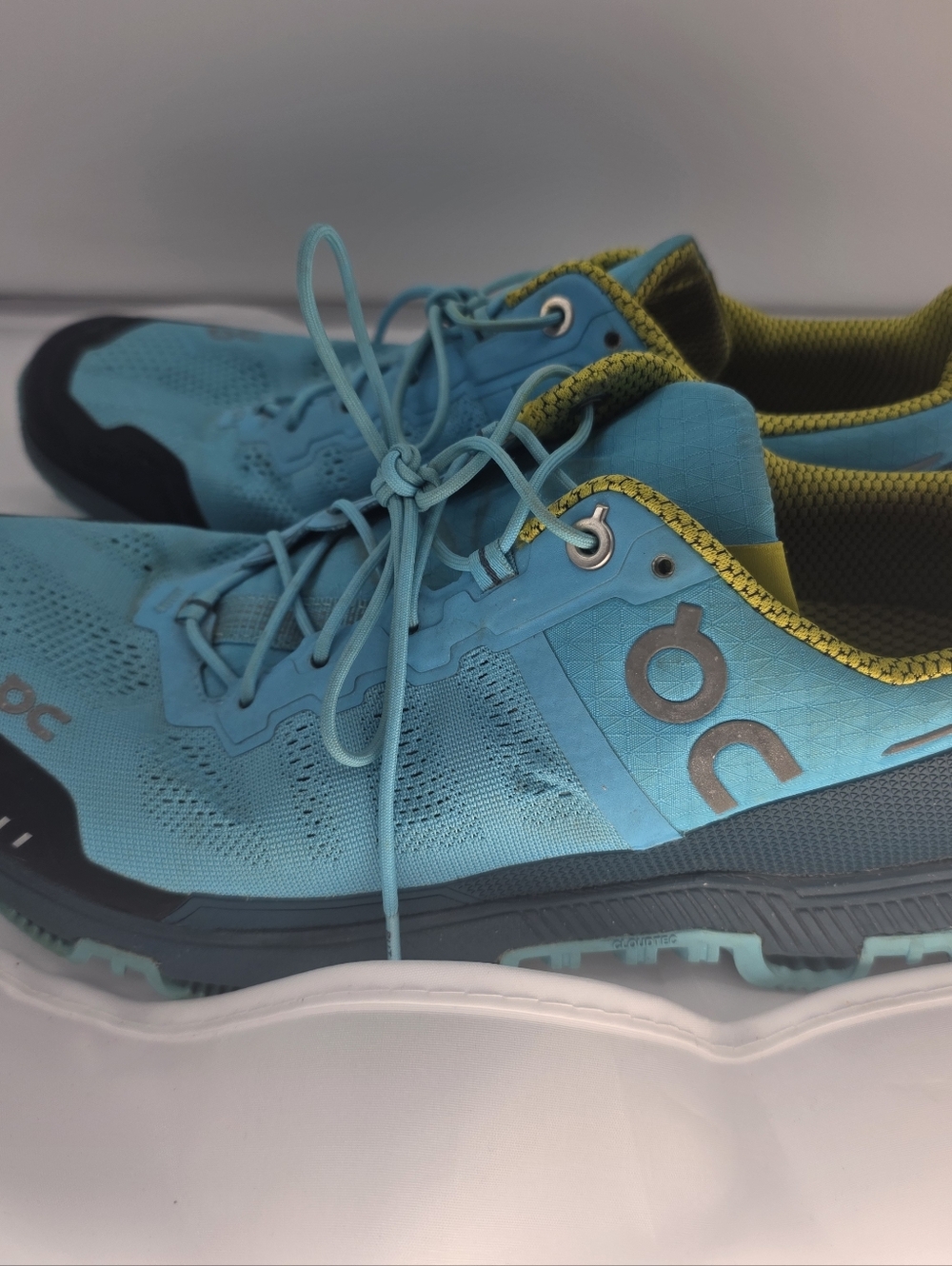 On Running Cloudventure Women's Waterproof Running Shoes Yellow Blue US 9
